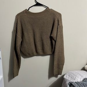 Brown cropped Knit sweater